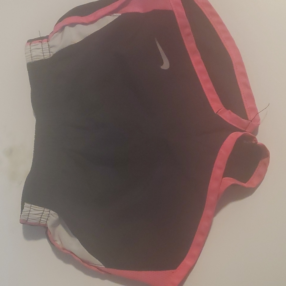 Girls Nike running short
